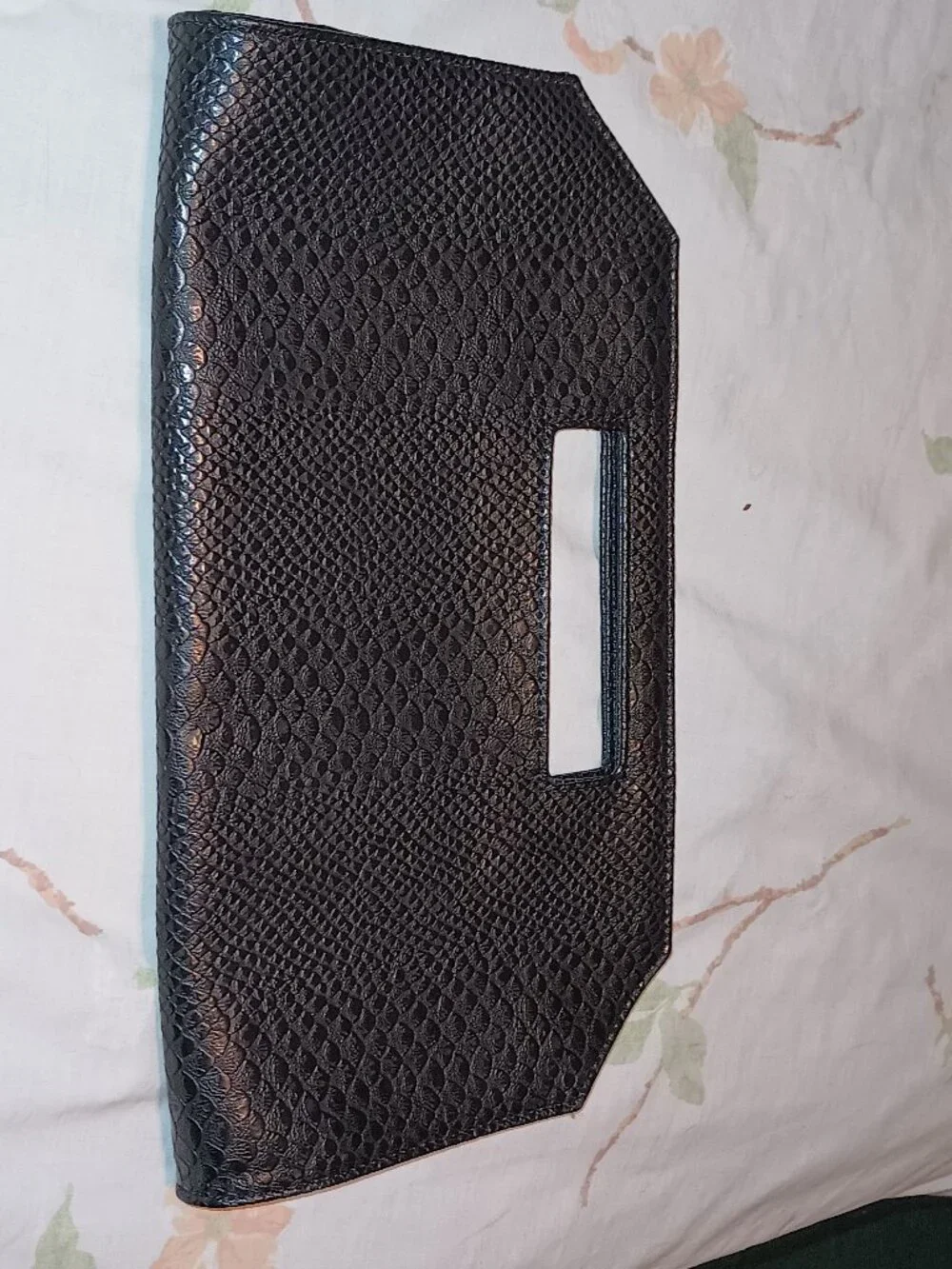 NEW Express Textured Clutch Black